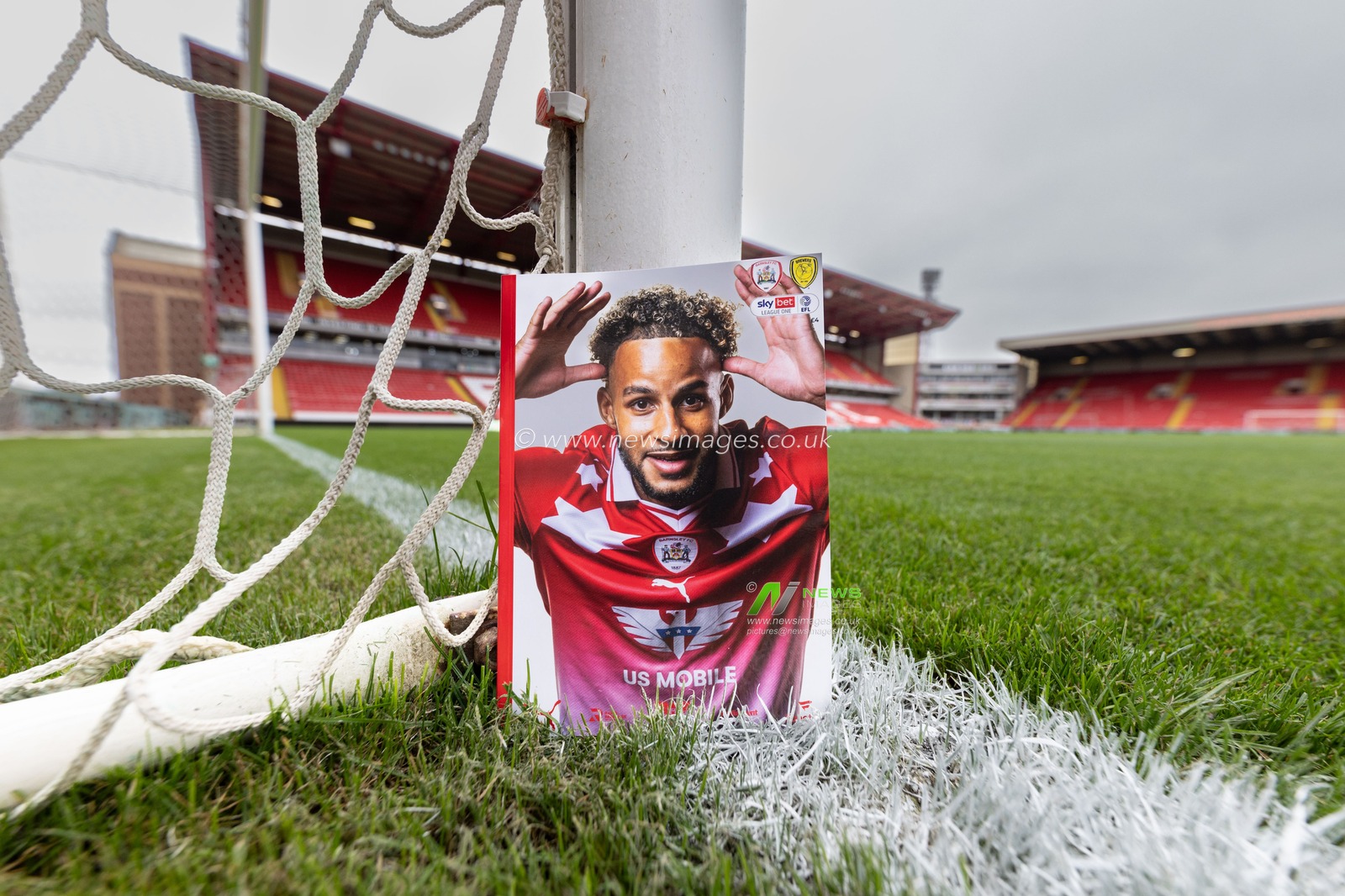 Barry Cotter #17 of Barnsley on the front cover of todays match day program during the Sky Bet League 1 match Barnsley vs Burton Albion at Oakwell, Barnsley, United Kingdom, 16th September 2023

(Photo by Mark Cosgrove/News Images)