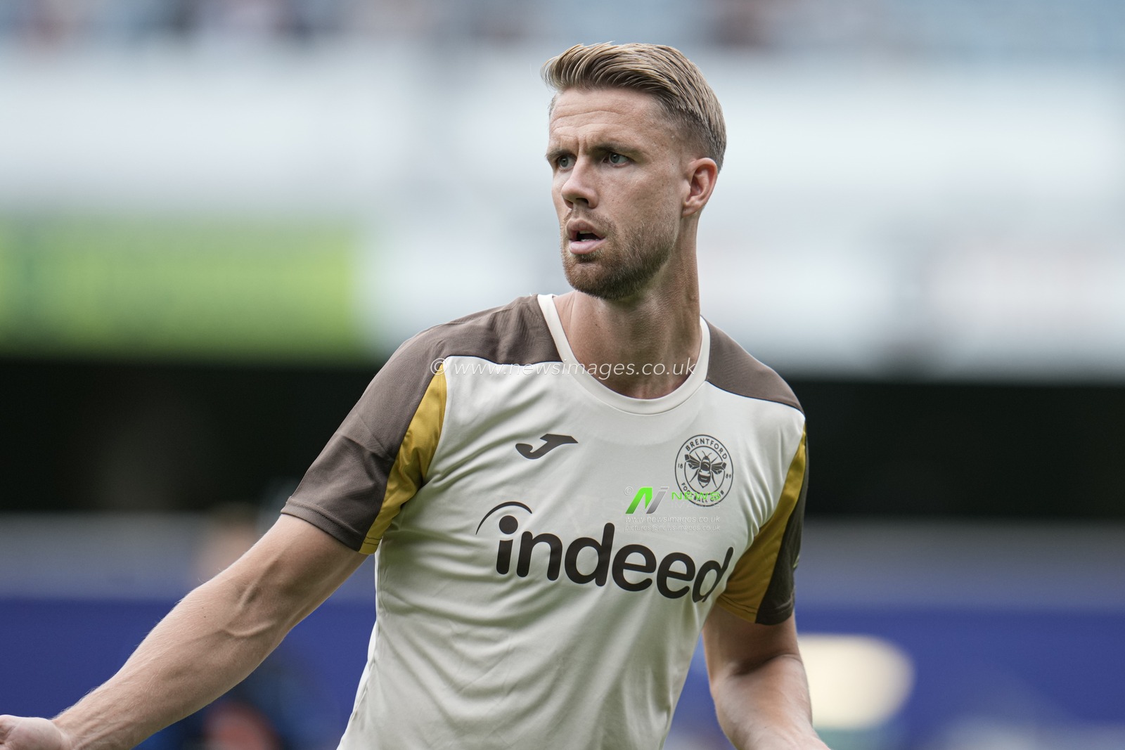 Kristoffer Ajer of Brentford warming up ahead of the Pre-season friendly match Queens Park Rangers vs Brentford at Kiyan Prince Foundation Stadium, London, United Kingdom, 2nd August 2025

(Photo by Harvey Murphy/News Images)