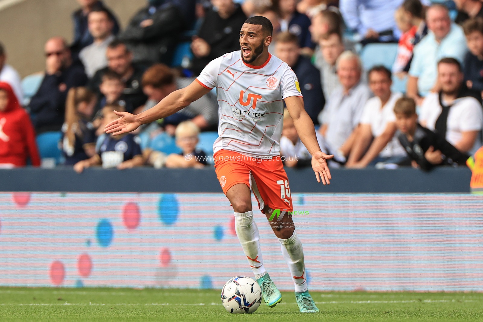 Keshi Anderson #10 of Blackpool reacts during the game