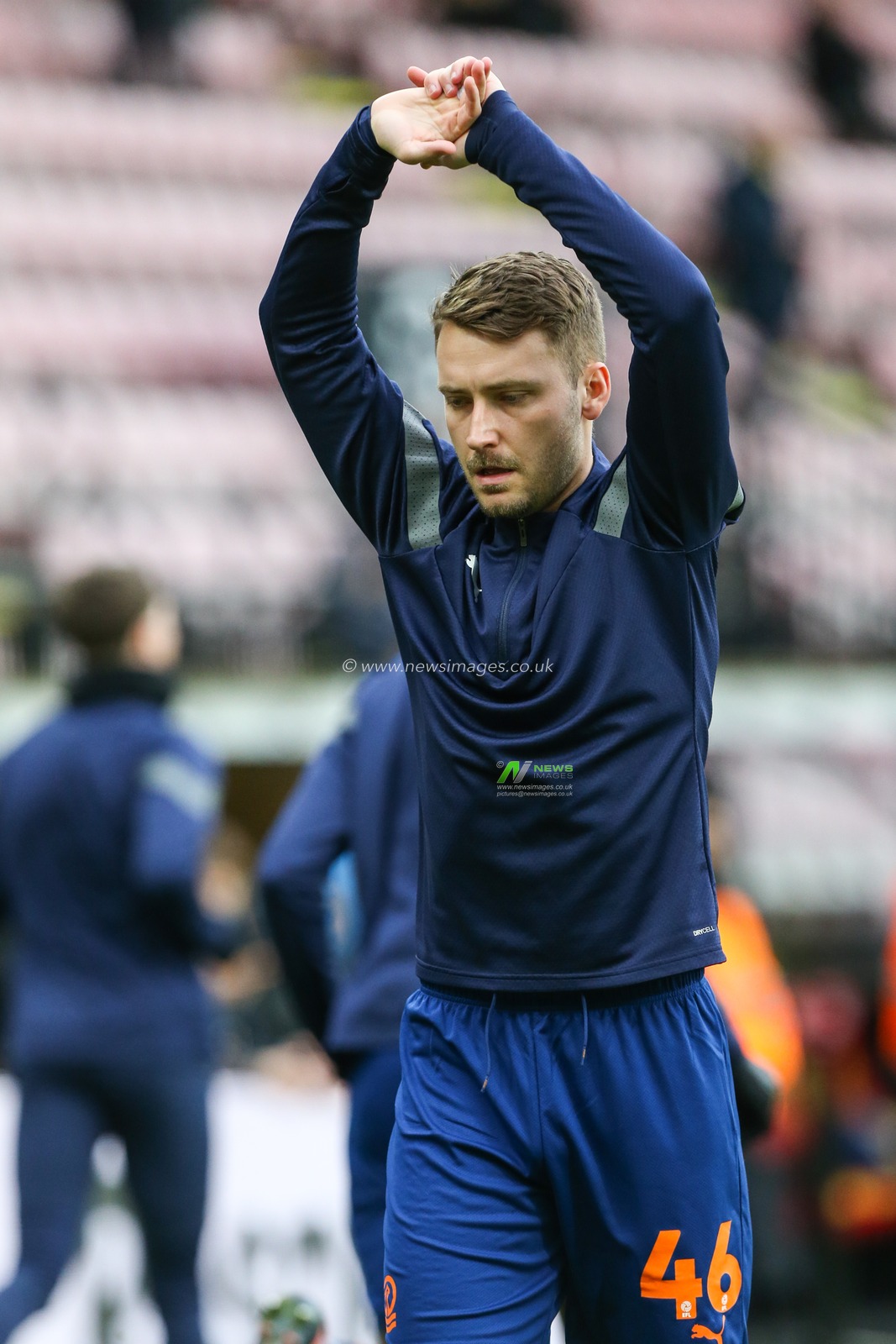 Tom Trybull #46 of Blackpool warms up during the Sky Bet Championship match Watford vs Blackpool at Vicarage Road, Watford, United Kingdom, 14th January 2023

(Photo by Arron Gent/News Images)