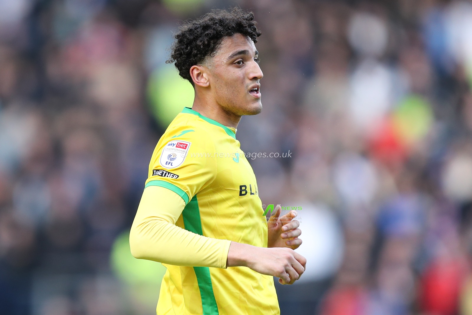 Ben Chrisene of Norwich City during the Sky Bet Championship match Blackburn Rovers vs Norwich City at Ewood Park, Blackburn, United Kingdom, 1st March 2025

(Photo by Jorge Horsted/News Images)