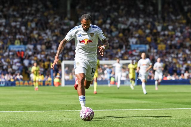Lukas Nmecha of Leeds United breaks with the ball during the Pre-season friendly match Leeds United vs Villarreal at Elland Road, Leeds, United Kingdom, 2nd August 2025

(Photo by Mark Cosgrove/News Images)