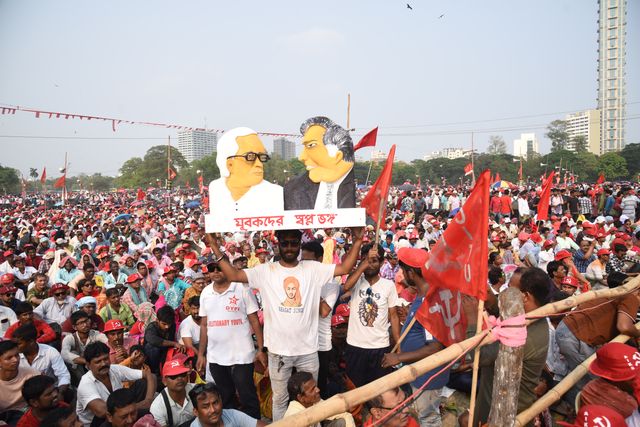Thousands of farmers, workers, agricultural labourerÃ¢â‚¬â„¢s, and slum dwellers activists attend a mass meeting to protest against different labour policies of the state and central government at the Brigade Parade Ground in Kolkata on April 20, 2025. With the battle for the 2026 assembly elections around the corner, CPI(M) state secretary Mohammad Salim, clad in a black kurta, thundered from the podium for a change in the state governance after three consecutive terms of Mamata Banerjee-led Trinamool Congress. Notwithstanding the 'zero' in assembly, the Leftists looked more enthusiastic than ever while sounding the poll bugle. "The Supreme Court has rubbed the Chief Minister's nose. RSS is building a base in the state thanks to Mamata Banerjee. Our leaders do not come from Tollygunge," Mohammad Salim attacked Banerjee in his customary challenging tone.Photo by Debajyoti Chakraborty.(Photo: Debajyoti Chakraborty/News Images)