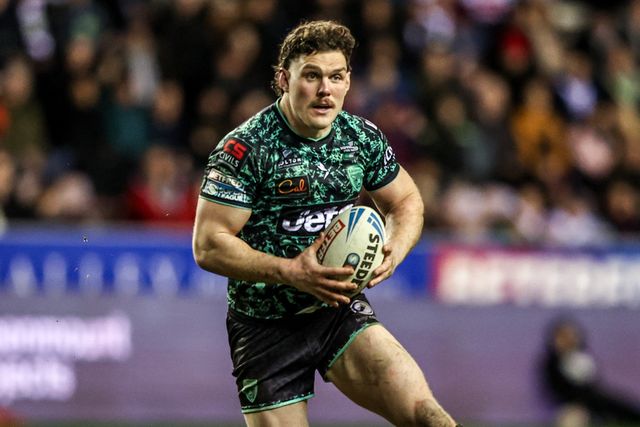 Robbie Mulhern of Leigh Leopards breaks with the ball during the Betfred Super League match Wigan Warriors vs Leigh Leopards at The Brick Community Stadium, Wigan, United Kingdom on 26 February 2026

(Photo by Alfie Cosgrove/News Images)
