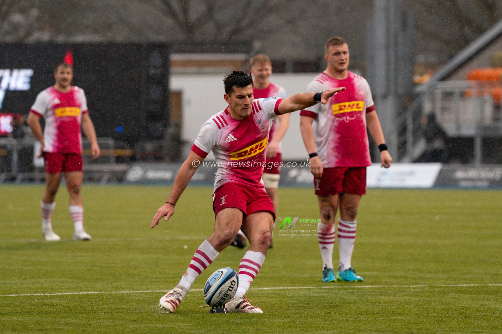 Tommy Allan #10 of Harlequins converts the penalty kick