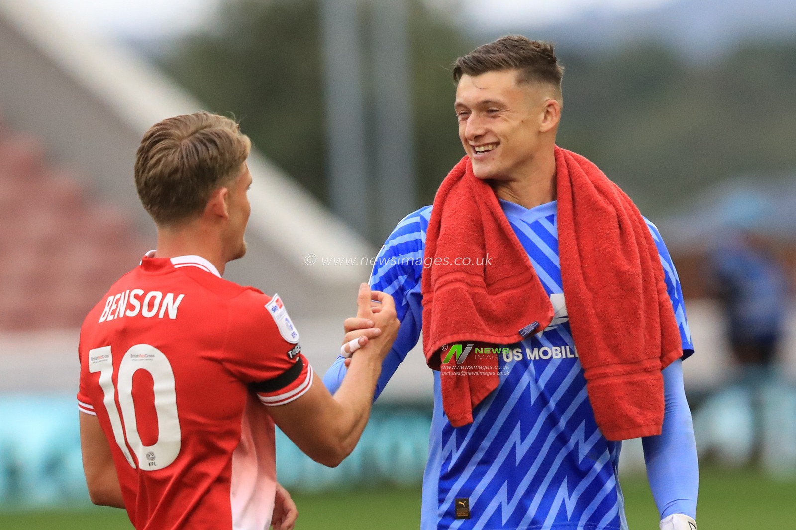Josh Benson #10 of Barnsley shakes hands with Liam Roberts #1 of Barnsley after Barnsley win 2-0 during the Sky Bet League 1 match Barnsley vs Burton Albion at Oakwell, Barnsley, United Kingdom, 16th September 2023

(Photo by Alfie Cosgrove/News Images)