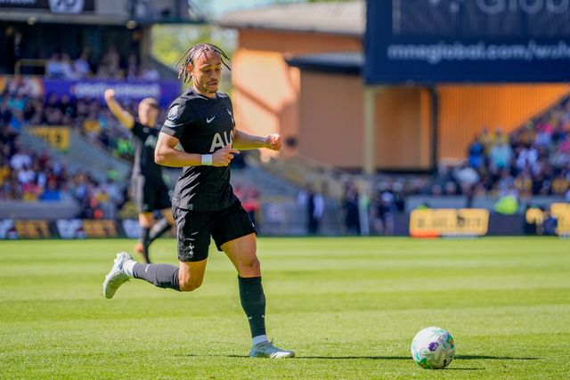 Xavi Simons of Tottenham Hotspur controls the ball  during the Premier League match Wolverhampton Wanderers vs Tottenham Hotspur at Molineux, Wolverhampton, United Kingdom on 25 April 2026

(Photo by Maynard Manyowa/News Images)
