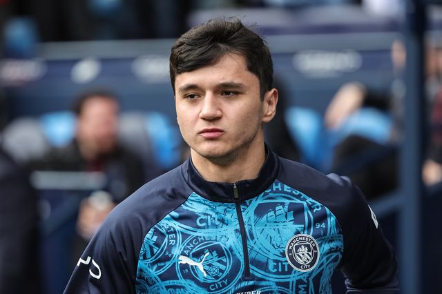 Abdukodir Khusanov of Manchester City in the pregame warmup session during the Emirates FA Cup Quarter-Final match Manchester City vs Liverpool at Etihad Stadium, Manchester, United Kingdom on 04 April 2026

(Photo by Mark Cosgrove/News Images)