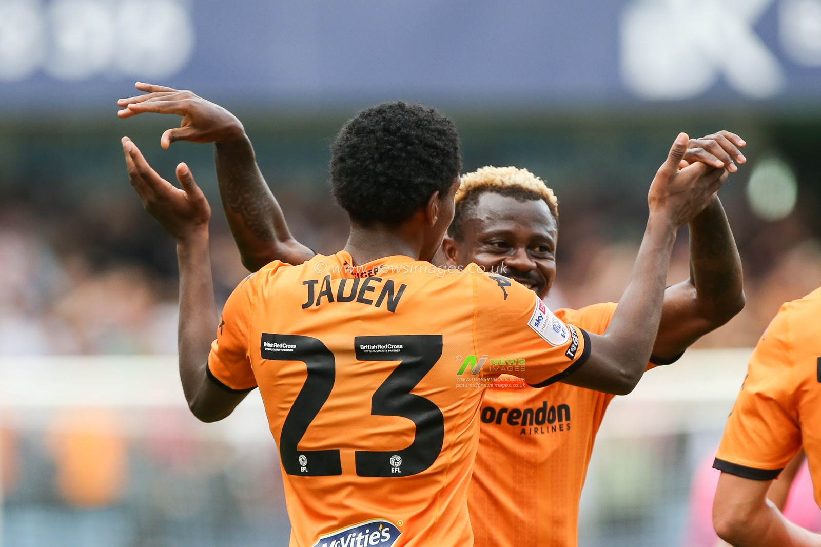 Jaden Philogene-Bidace #23 of Hull City celebrates his goal to make it 1-1 during the Sky Bet Championship match Millwall vs Hull City at The Den, London, United Kingdom, 7th October 2023

(Photo by Arron Gent/News Images)