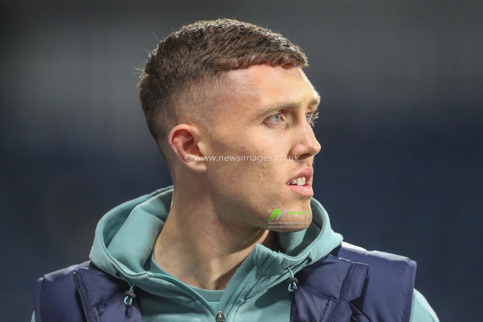 Dara O'Shea #4 of West Bromwich Albion arrives ahead of the Sky Bet Championship match West Bromwich Albion vs Preston North End at The Hawthorns, West Bromwich, United Kingdom, 29th December 2022

(Photo by Gareth Evans/News Images)