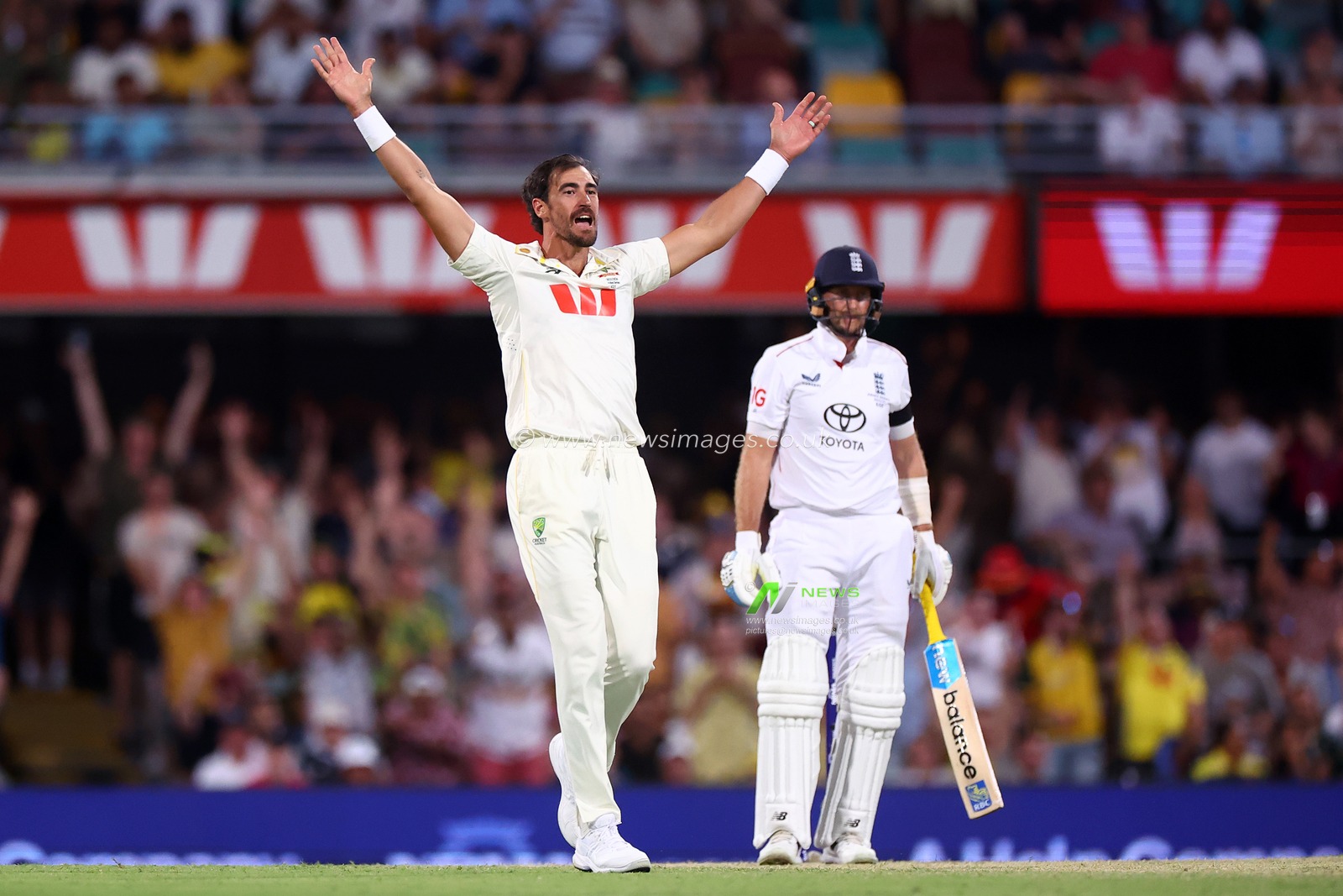 Mitchell Starc of Australia  celebrates the dismissal of Joe Root of England  during Day 3 of the Second Test in the NRMA Insurance Ashes Series Australia vs England at The Gabba, Brisbane Cricket Ground, Brisbane, Australia, 6th December 2025

(Photo by Patrick Hoelscher/News Images)

*** GER AUT SUI OUT ***