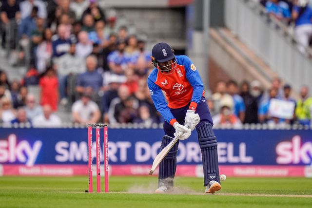 Jofra Archer of England hits the winning runs during the Second Vitality T20 International match England vs India at Old Trafford, Manchester, United Kingdom on 04 July 2026

(Photo by Maynard Manyowa/News Images)