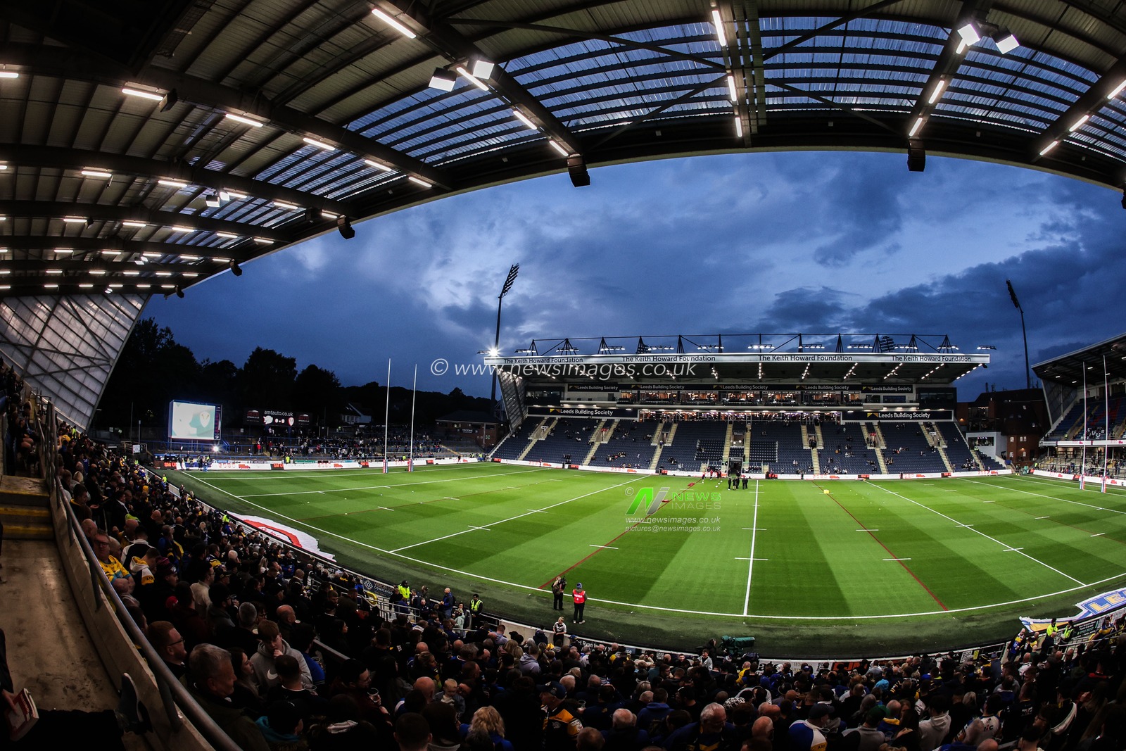 A general view of Headingley Stadium ahead of the Betfred Super League play-off Eliminator 2 match Leeds Rhinos vs St Helens at Headingley Stadium, Leeds, United Kingdom, 27th September 2025

(Photo by Alfie Cosgrove/News Images)