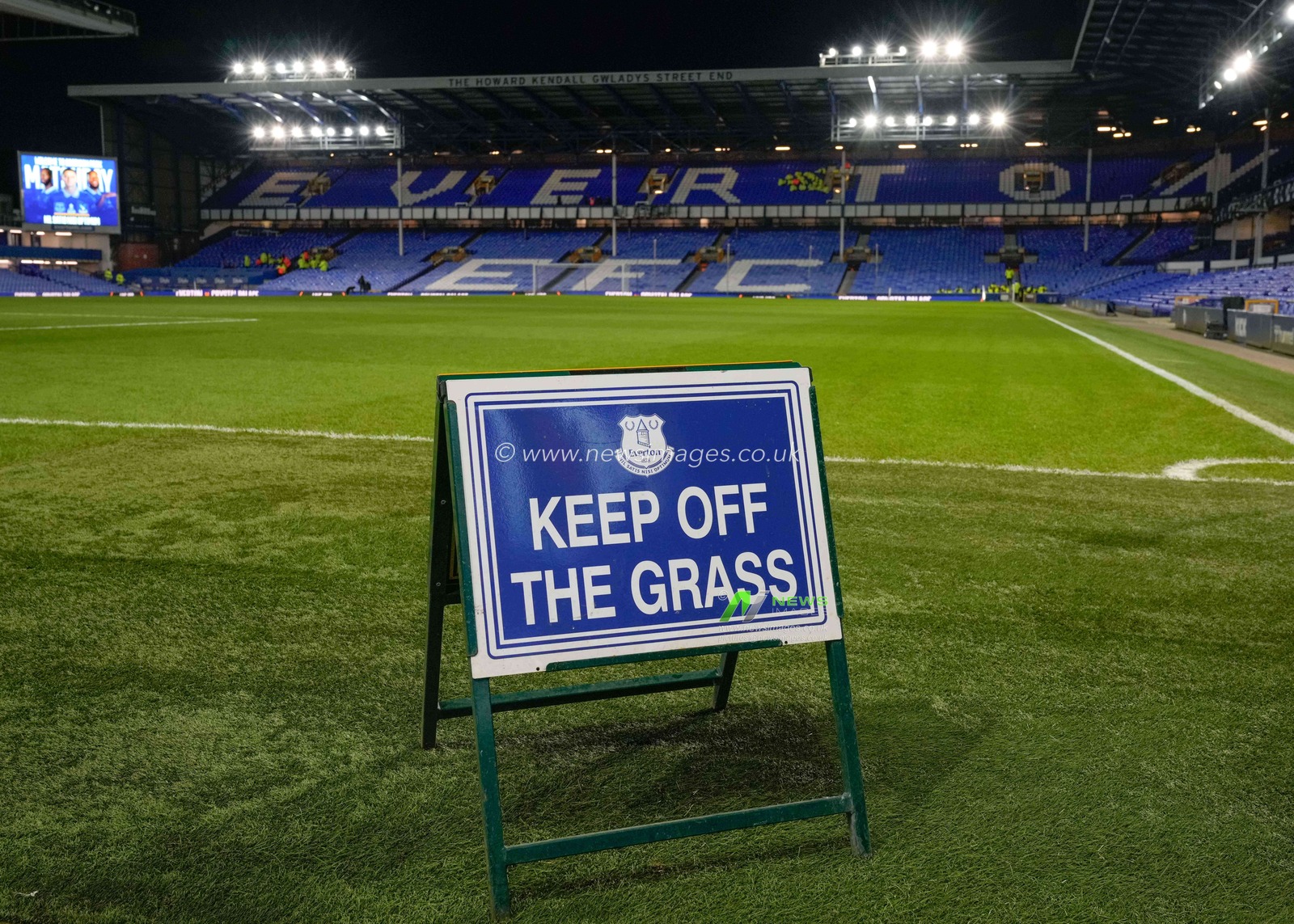 A general view inside Goodison Park ahead of the match, during the Emirates FA Cup Third Round Replay match Everton vs Crystal Palace at Goodison Park, Liverpool, United Kingdom, 17th January 2024

(Photo by Steve Flynn/News Images)