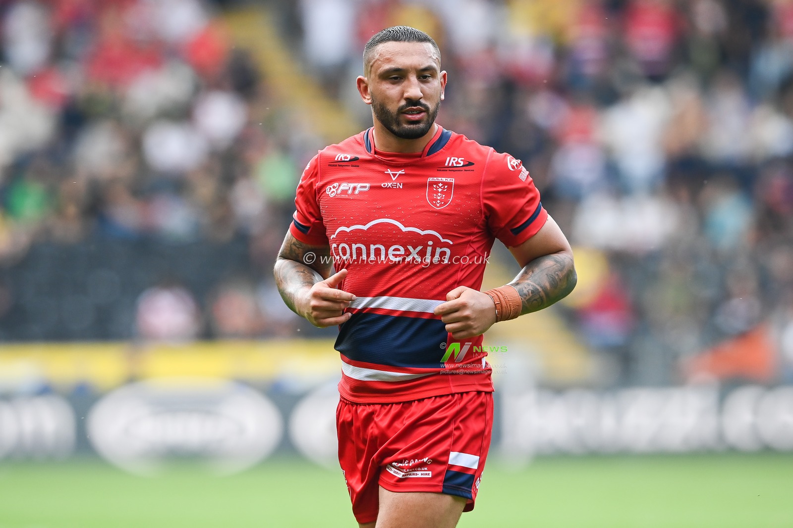 Elliot Minchella #17 of Hull KR during the game during the Betfred Super League match Hull FC vs Hull KR at MKM Stadium, Hull, United Kingdom, 3rd September 2022

(Photo by Craig Thomas/News Images)
