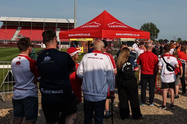 Hull KR fans line up for selfies with The Challenge Cup after Hull KR won the previous weekend during the Betfred Super League Round 14 Hull KR vs Catalans Dragons at Sewell Group Craven Park, Kingston upon Hull, United Kingdom, 13th June 2025

(Photo by Mark Cosgrove/News Images)