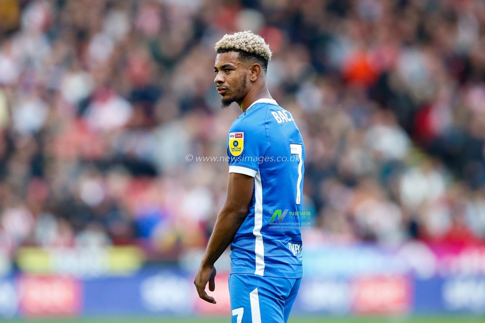 Juninho Bacuna #7 of Birmingham City during the Sky Bet Championship match Sheffield United vs Birmingham City at Bramall Lane, Sheffield, United Kingdom, 1st October 2022

(Photo by Ben Early/News Images)