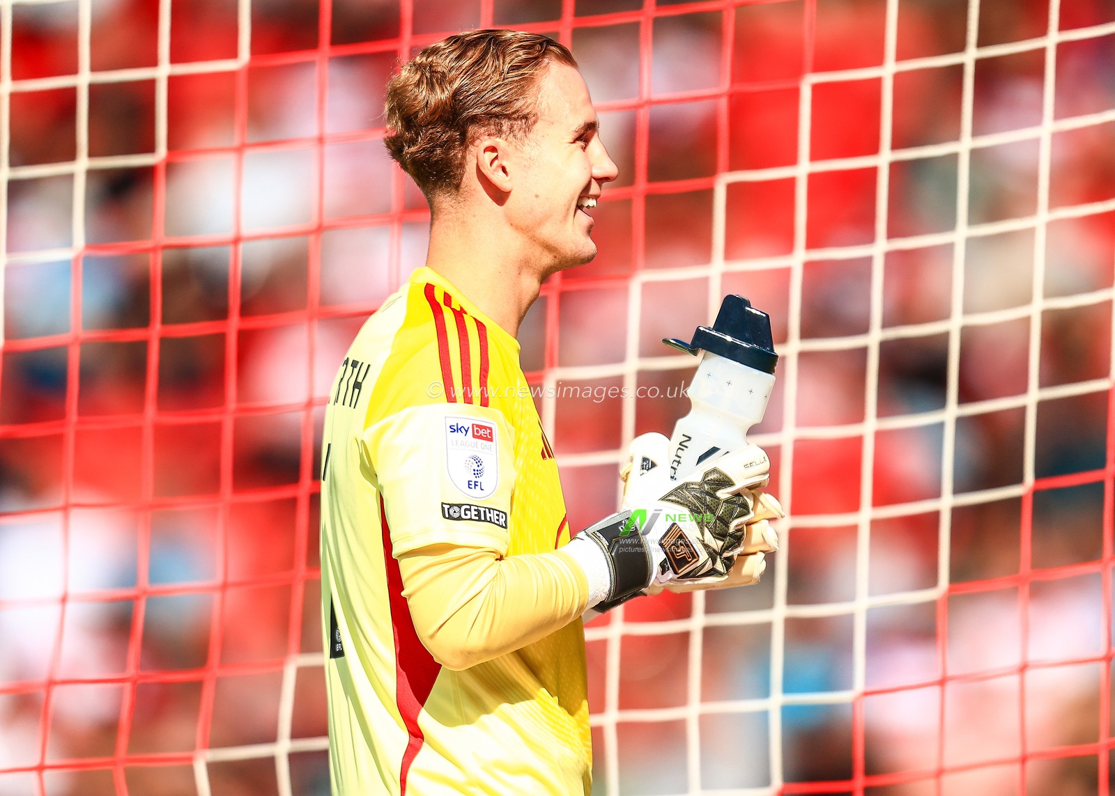 Joe Whitworth Exeter City goalkeeper during the Sky Bet League 1 match Doncaster Rovers vs Exeter City at Eco-Power Stadium, Doncaster, United Kingdom, 2nd August 2025

(Photo by Richard Bierton/News Images)