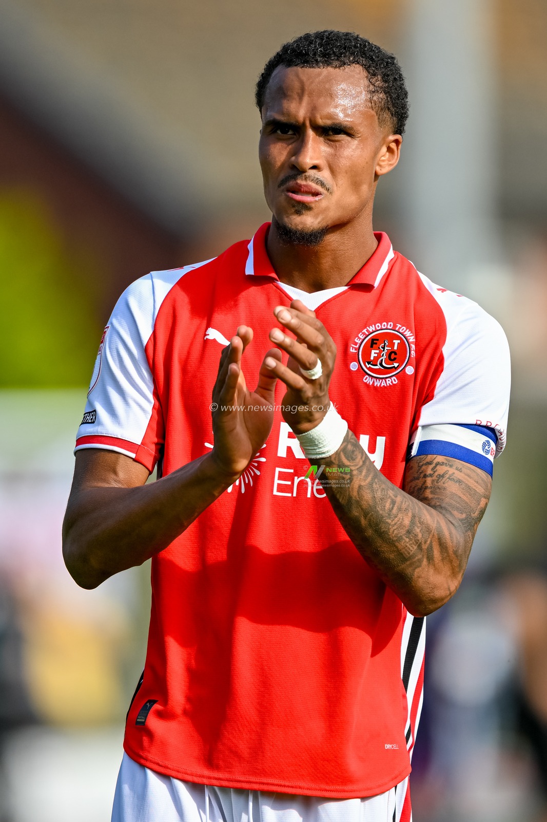 Elliot Bonds of Fleetwood Town acknowledges the home support during the Sky Bet League 2 match Fleetwood Town vs Oldham Athletic at Highbury Stadium, Fleetwood, United Kingdom, 23rd August 2025

(Photo by Adam Gee/News Images)