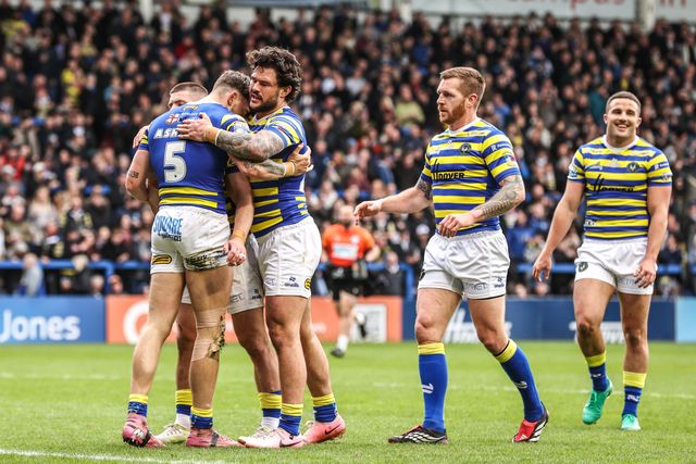 Matty Ashton of Warrington Wolves celebrates his try during the Betfred Super League round 7 match Warrington Wolves vs Leigh Leopards at The Halliwell Jones Stadium, Warrington, United Kingdom on 04 April 2026

(Photo by Alfie Cosgrove/News Images)