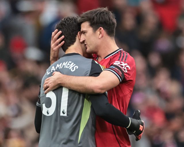 Harry Maguire of Manchester United embraces Senne Lammens of Manchester United after United win 2-0 during the Premier League match Manchester United vs Sunderland at Old Trafford, Manchester, United Kingdom, 4th October 2025

(Photo by Mark Cosgrove/News Images)