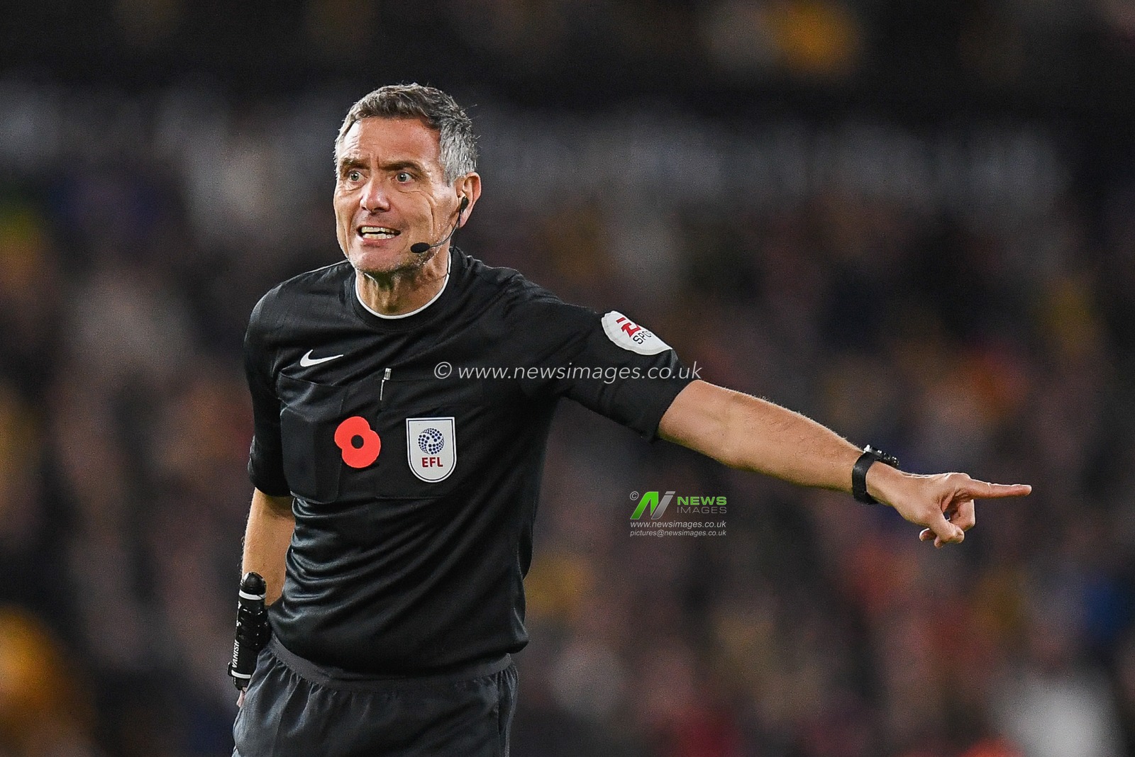 Andre Marriner, referee during the Carabao Cup match Wolverhampton Wanderers vs Leeds United at Molineux, Wolverhampton, United Kingdom, 9th November 2022

(Photo by Mike Jones/News Images)
