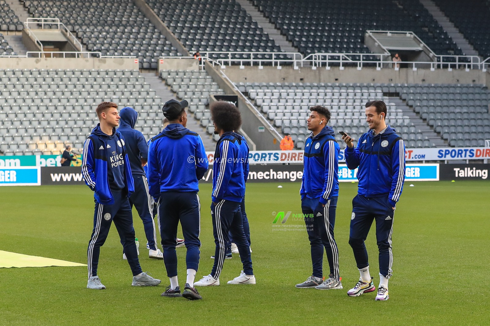 1st January 2020, St. James's Park, Newcastle, England; Premier League, Newcastle United v Leicester City : Leicester City Squad arrive at St Jamesâ€™s Park to inspect the pitch 

Credit: Mark Cosgrove/News Images