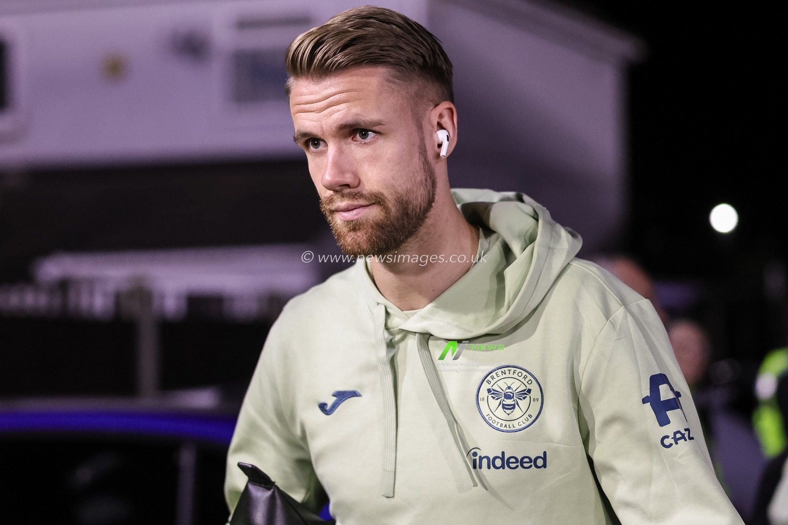 Kristoffer Ajer of Brentford arrives during the Carabao Cup Last 16 Grimsby Town vs Brentford at Blundell Park, Cleethorpes, United Kingdom, 28th October 2025

(Photo by Mark Cosgrove/News Images)

*** GER AUT SUI OUT ***