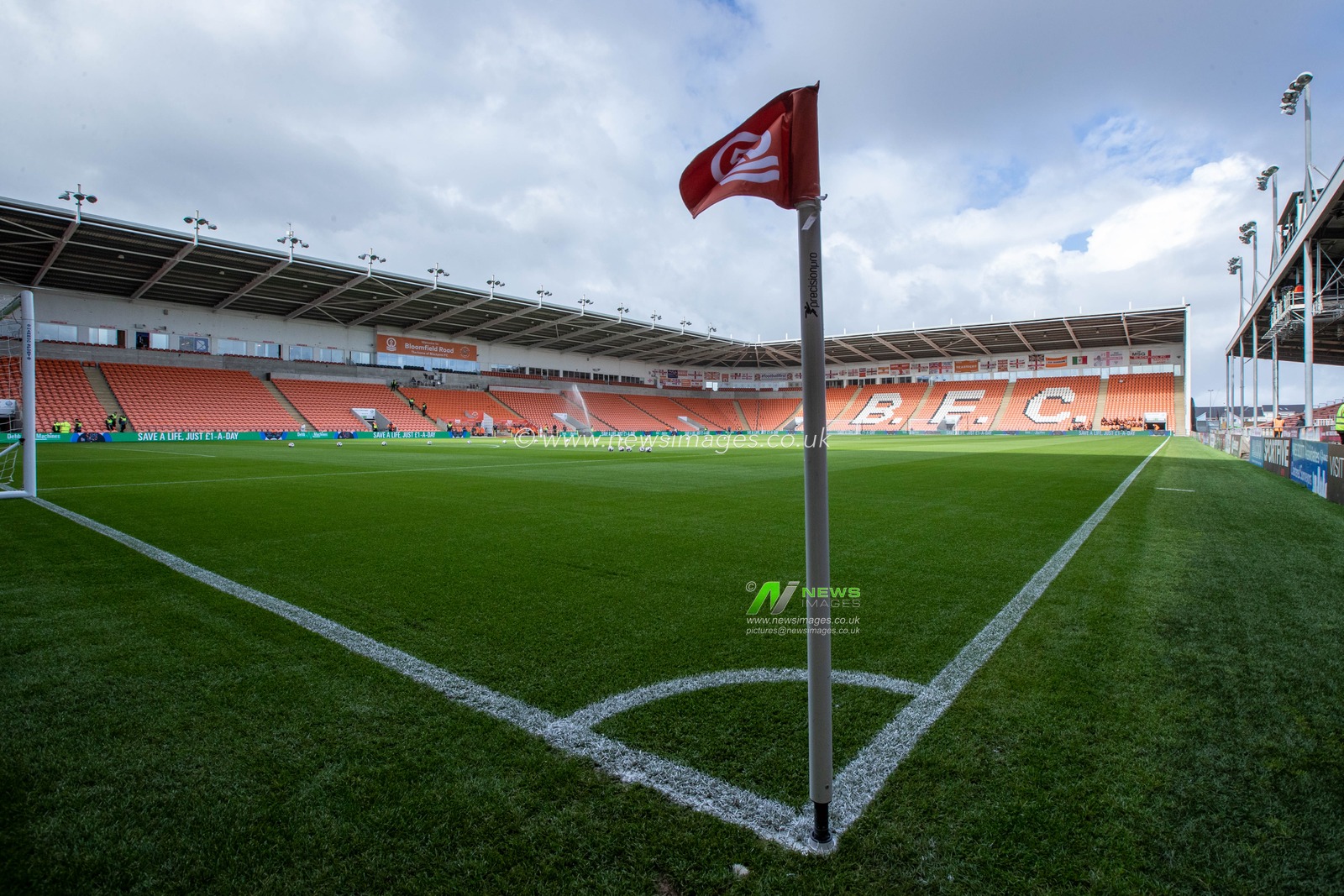 General view from the corner flag inside Bloomfield Road Stadium ahead of the Sky Bet Championship match Blackpool vs Norwich City at Bloomfield Road, Blackpool, United Kingdom, 1st October 2022

(Photo by James Heaton/News Images)