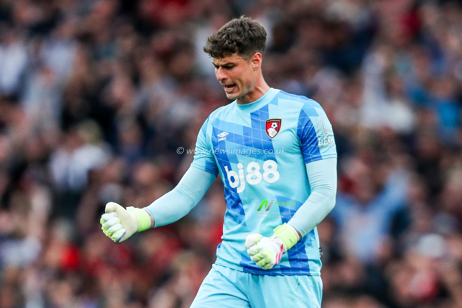 Kepa of AFC Bournemouth celebrates the team's first goal to make the score 1-1 during the Premier League match Arsenal vs Bournemouth at Emirates Stadium, London, United Kingdom, 3rd May 2025

(Photo by Izzy Poles/News Images)