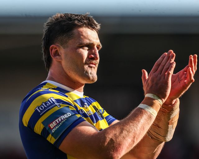 Liam Byrne of Warrington Wolves applauds the fans after the game during the Betfred Challenge Cup Semi-Finals match Warrington Wolves vs Hull KR at Eco-Power Stadium, Doncaster, United Kingdom on 10 May 2026

(Photo by Alfie Cosgrove/News Images)