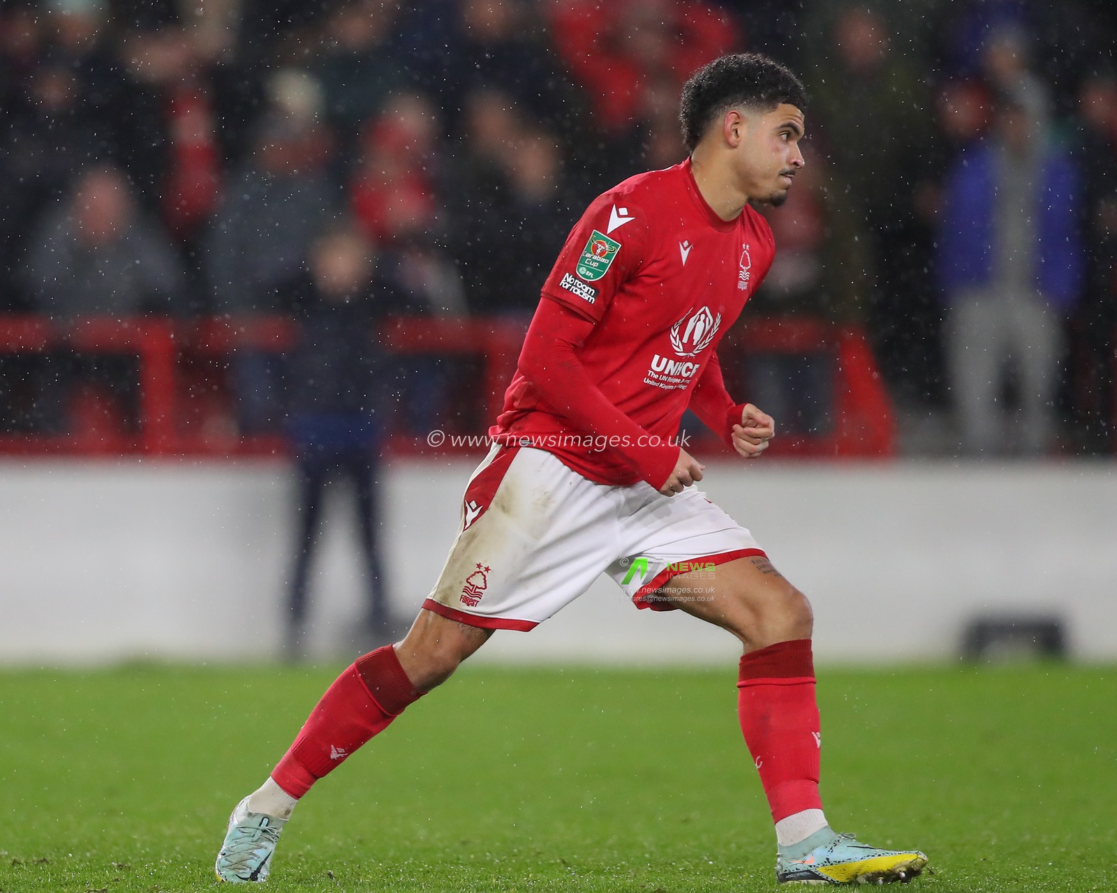 Morgan Gibbs-White #10 of Nottingham Forest celebrates scoring his penalty during the Carabao Cup Quarter Final match Nottingham Forest vs Wolverhampton Wanderers at City Ground, Nottingham, United Kingdom, 11th January 2023

(Photo by Gareth Evans/News Images)