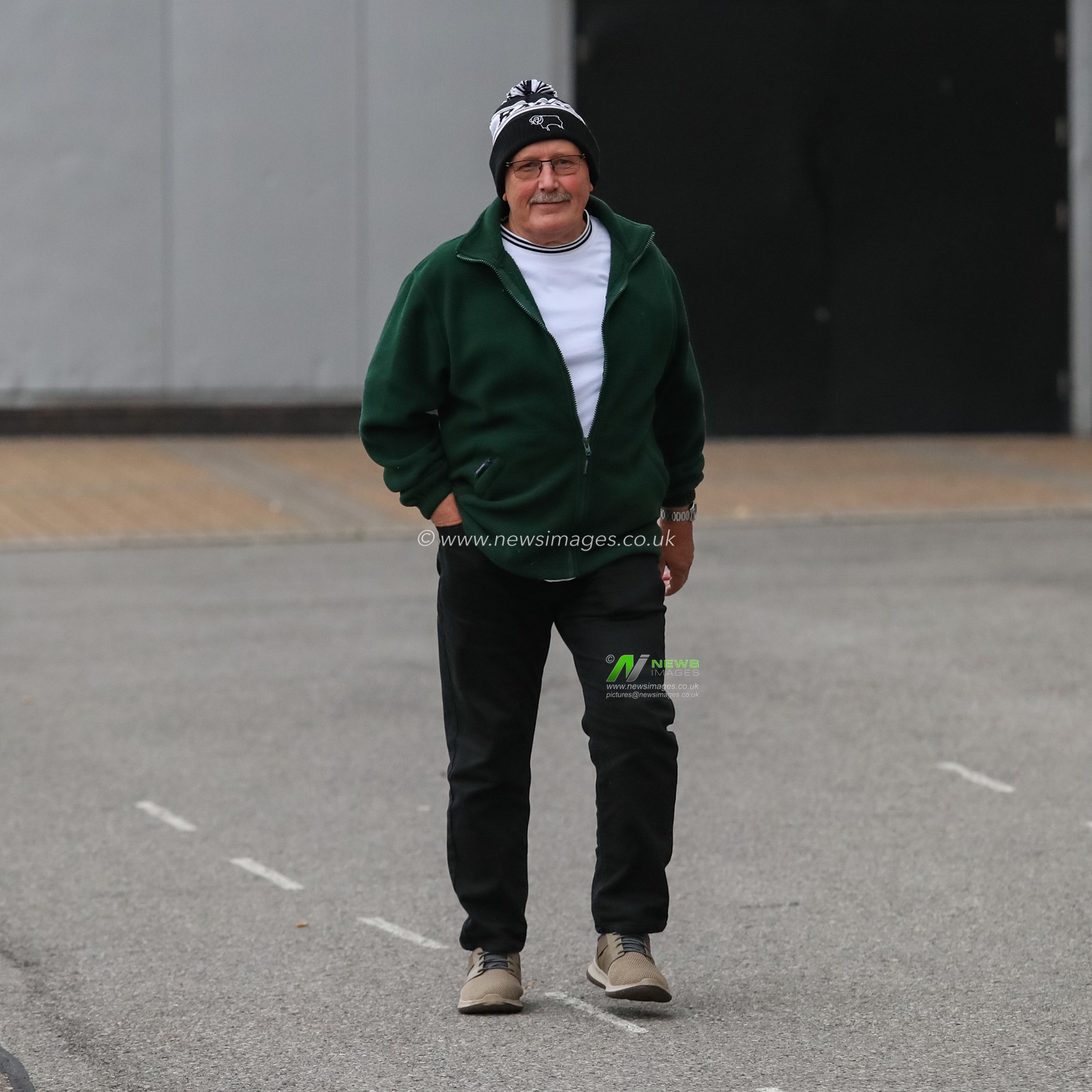 Fan arrives ahead of the Sky Bet Championship match Derby County vs Plymouth Argyle at Pride Park Stadium, Derby, United Kingdom, 9th November 2024

(Photo by Lee Keuneke/News Images)