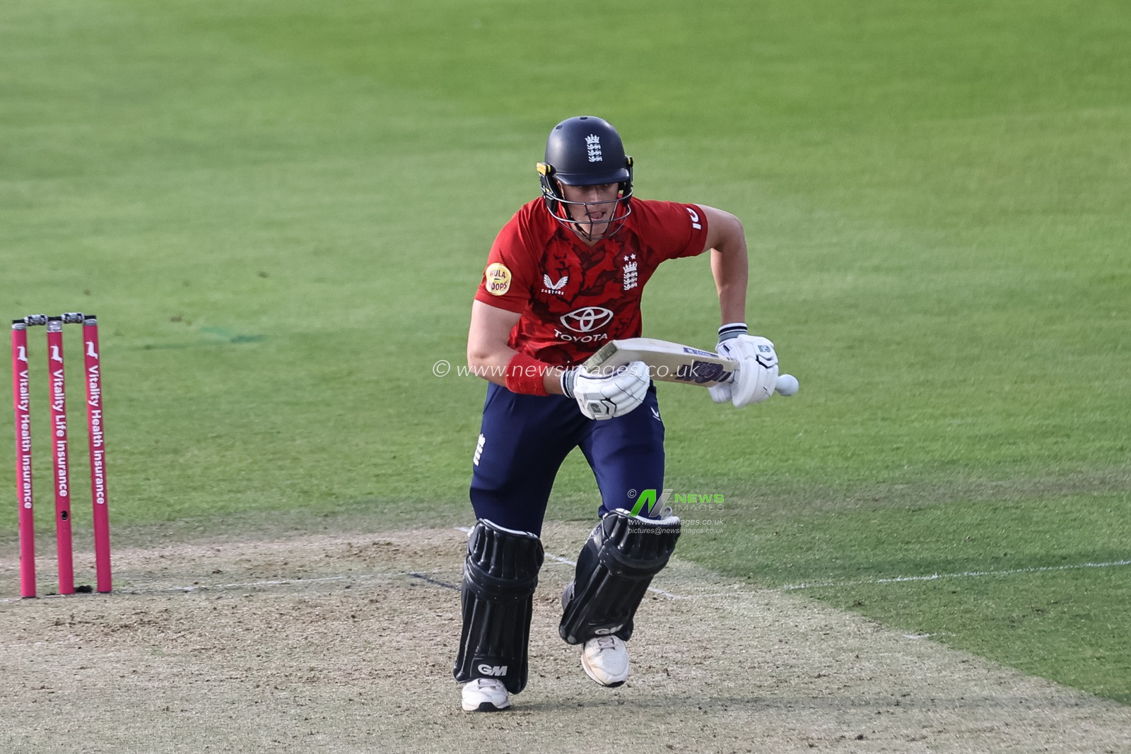 Jacob Bethell of England makes one run during the 1st Vitality T20 International Series England v West Indies at Banks Homes Riverside Stadium, Chester-le-street, United Kingdom, 6th June 2025

(Photo by Mark Cosgrove/News Images)