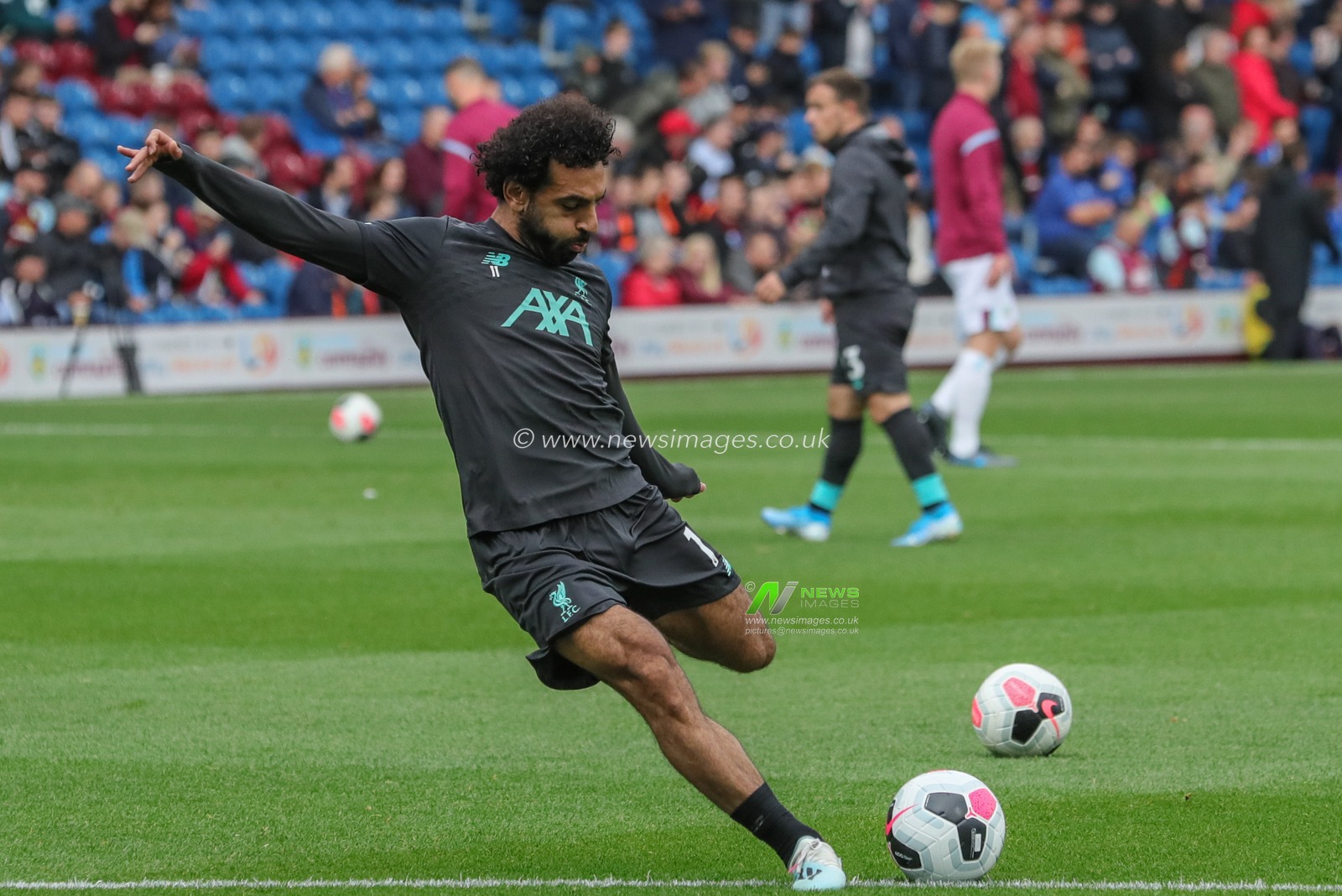 31st August 2019, Turf Moor, Burnley, England ; Premier League Football, Burnley vs Liverpool : Mohamed Salah (11) of Liverpool warming up

Credit: Mark Cosgrove/News Images

English Football League images are subject to DataCo Licence