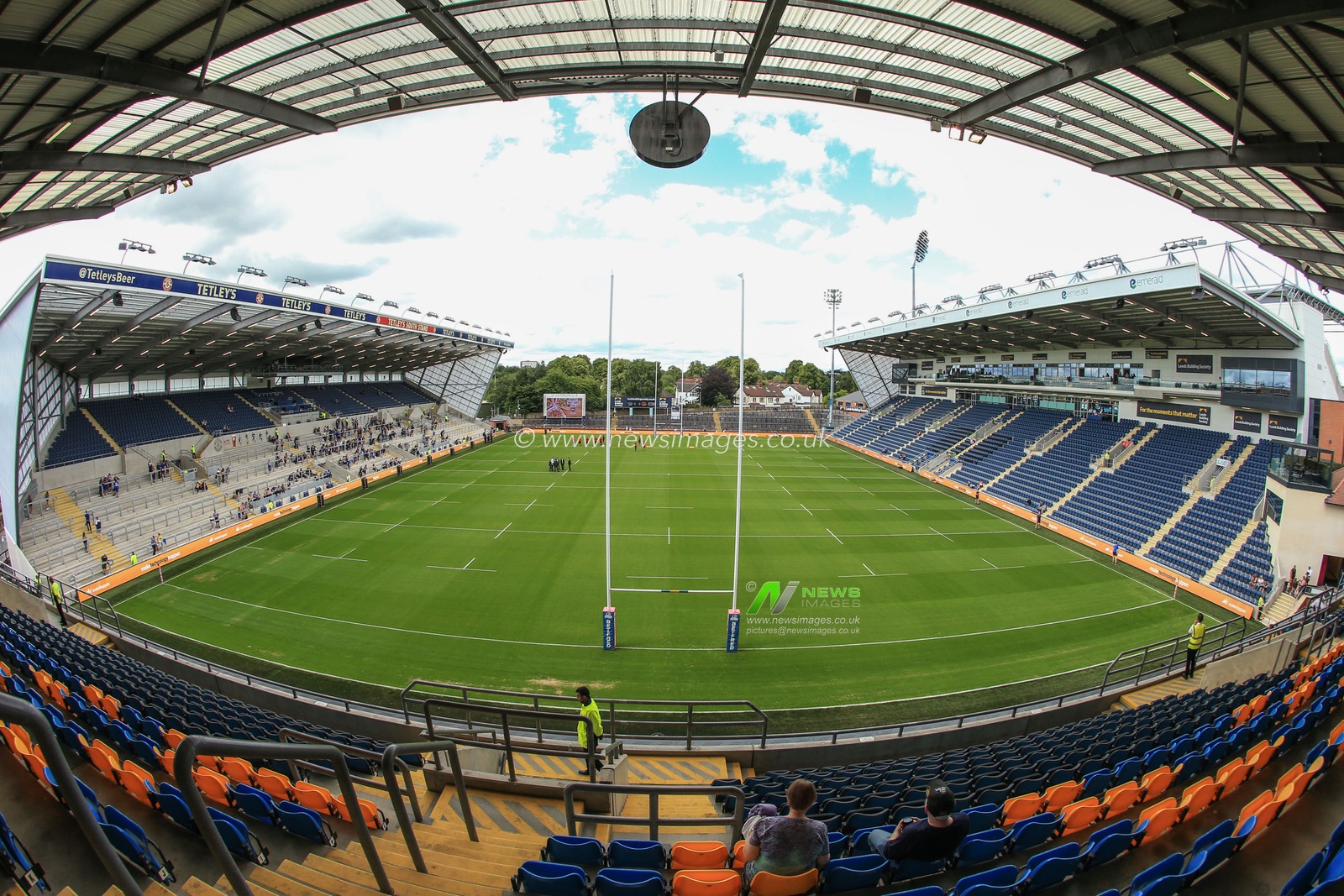 30th June 2019 , Emerald Headingley Stadium, England; Betfred Super League, Round 20, Leeds Rhinos vs Catalans Dragons ; A general view of Emerald Headingley 


Credit: Mark Cosgrove/News Images