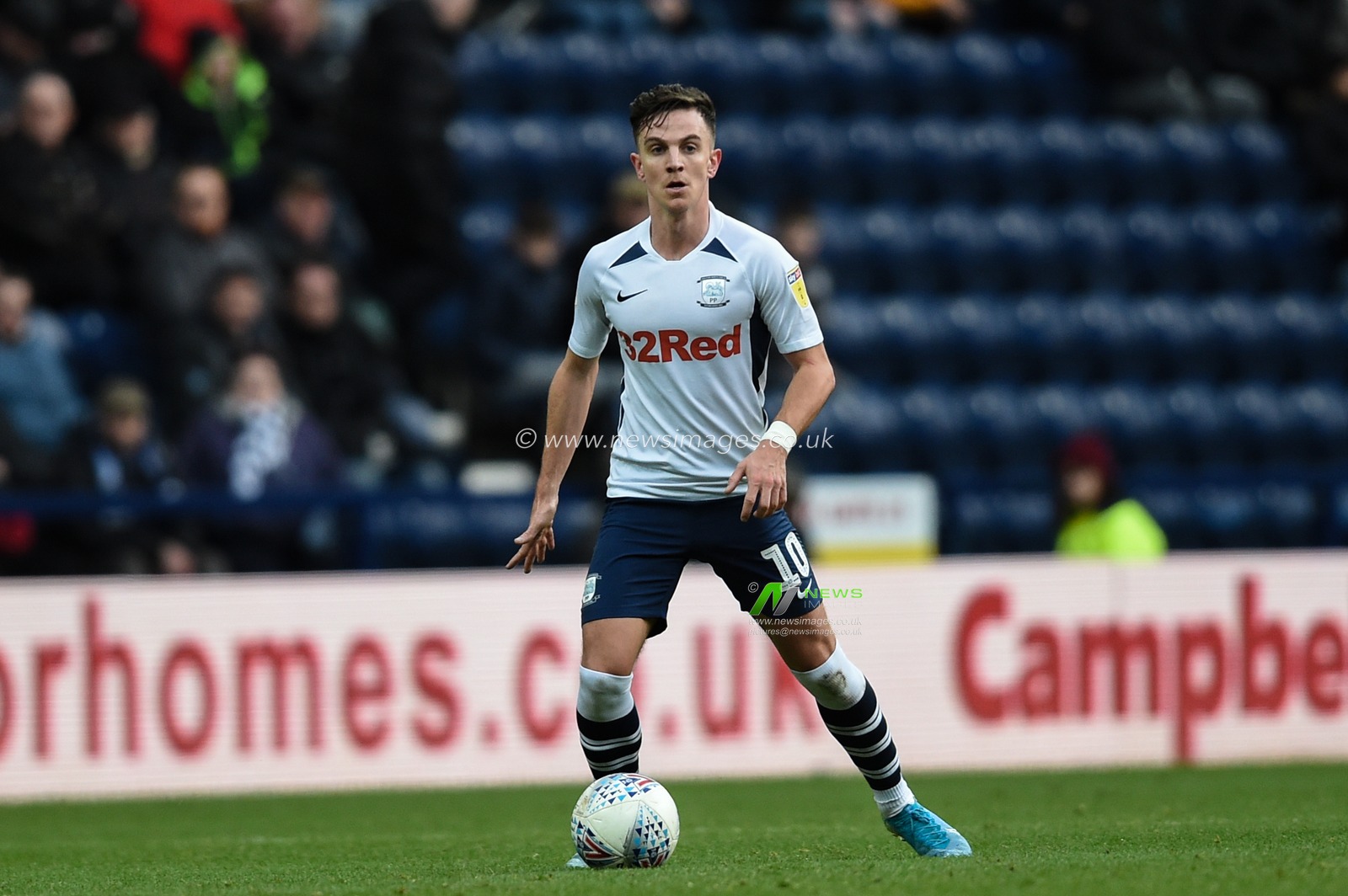 18th January 2020, Deepdale, Preston, England; Sky Bet Championship, Preston North End v Charlton Athletic : Josh Harrop (10) of Preston North End in action during the game.

Credit: Richard Long/News Images