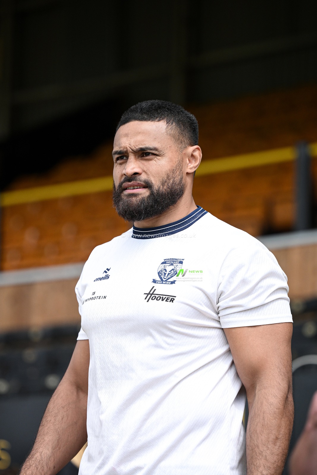 Toafofoa Sipley of Warrington Wolveslooks on prior to the Betfred Super League round 21 match Castleford Tigers vs Warrington Wolves at OneBore Stadium, Castleford, Untied Kingdom on 01 August 2026

(Photo by Ben Roberts/News Images)
