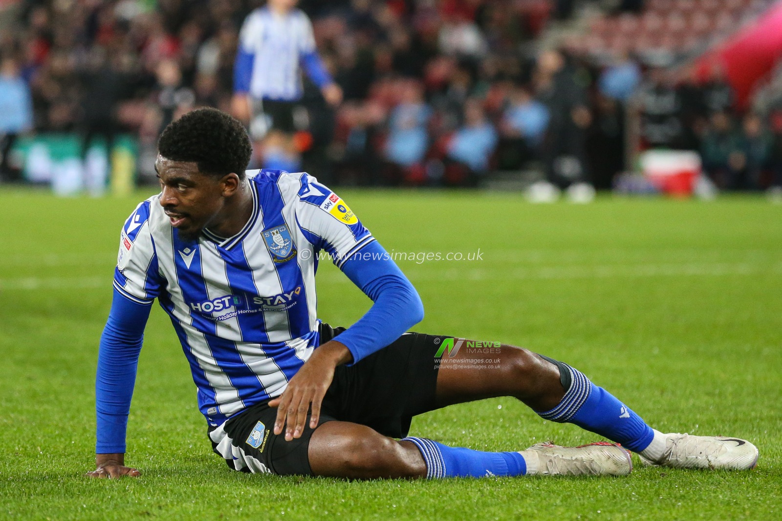 Tyreeq Bakinson #19 of Sheffield Wednesday during the Carabao Cup Third Round match Southampton vs Sheffield Wednesday at St Mary's Stadium, Southampton, United Kingdom, 9th November 2022

(Photo by Arron Gent/News Images)