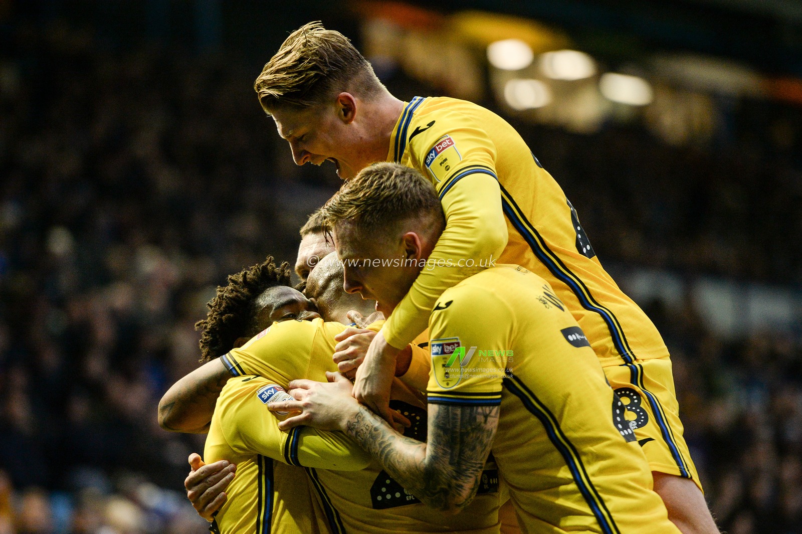 9th November 2019, Hillsborough, Sheffield, England; Sky Bet Championship, Sheffield Wednesday v Swansea City : Andre Ayew (22) and team mates Swansea City celebrates a goal to make it 0-1. 

Credit: Dean Williams/News Images