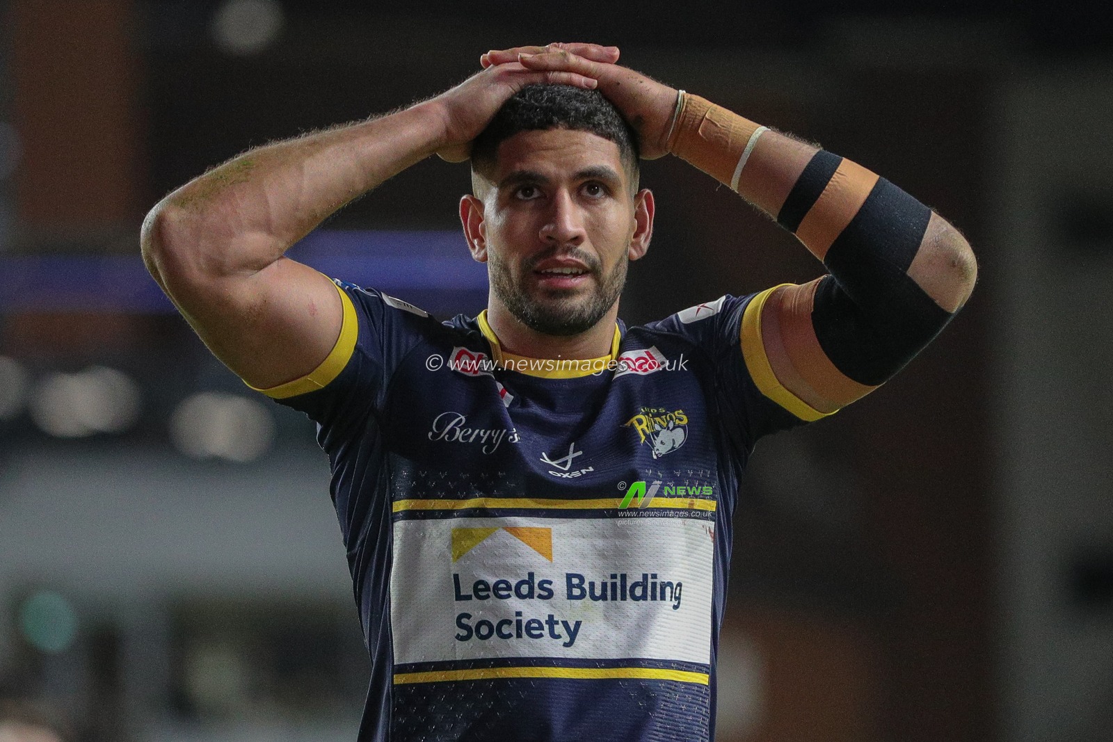 A dejected Nene Macdonald #4 of Leeds Rhinos during the Betfred Super League Round 2 match Leeds Rhinos vs Hull FC at Headingley Stadium, Leeds, United Kingdom, 24th February 2023

(Photo by James Heaton/News Images)