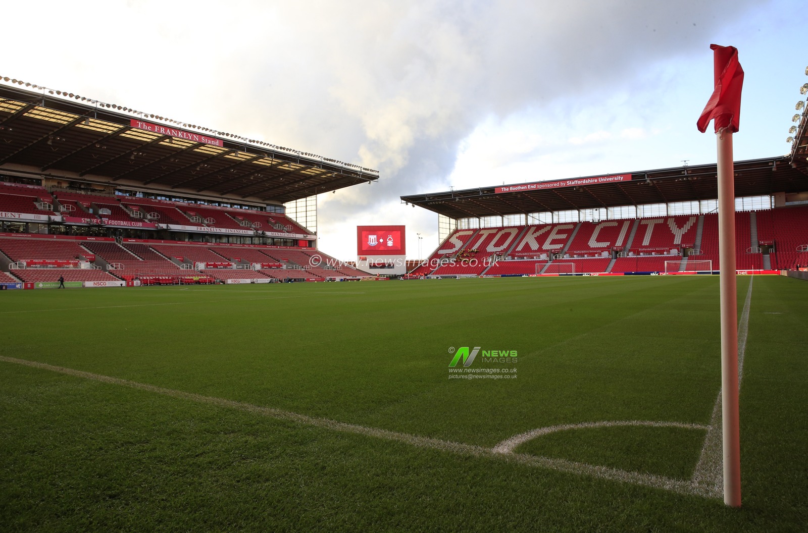 27th September 2019, Bet365 Stadium, Stoke-on-Trent, England; Sky Bet Championship, Stoke City v Nottingham Forest : Storm clouds over the Stoke City stadium

Credit: Conor Molloy/News Images