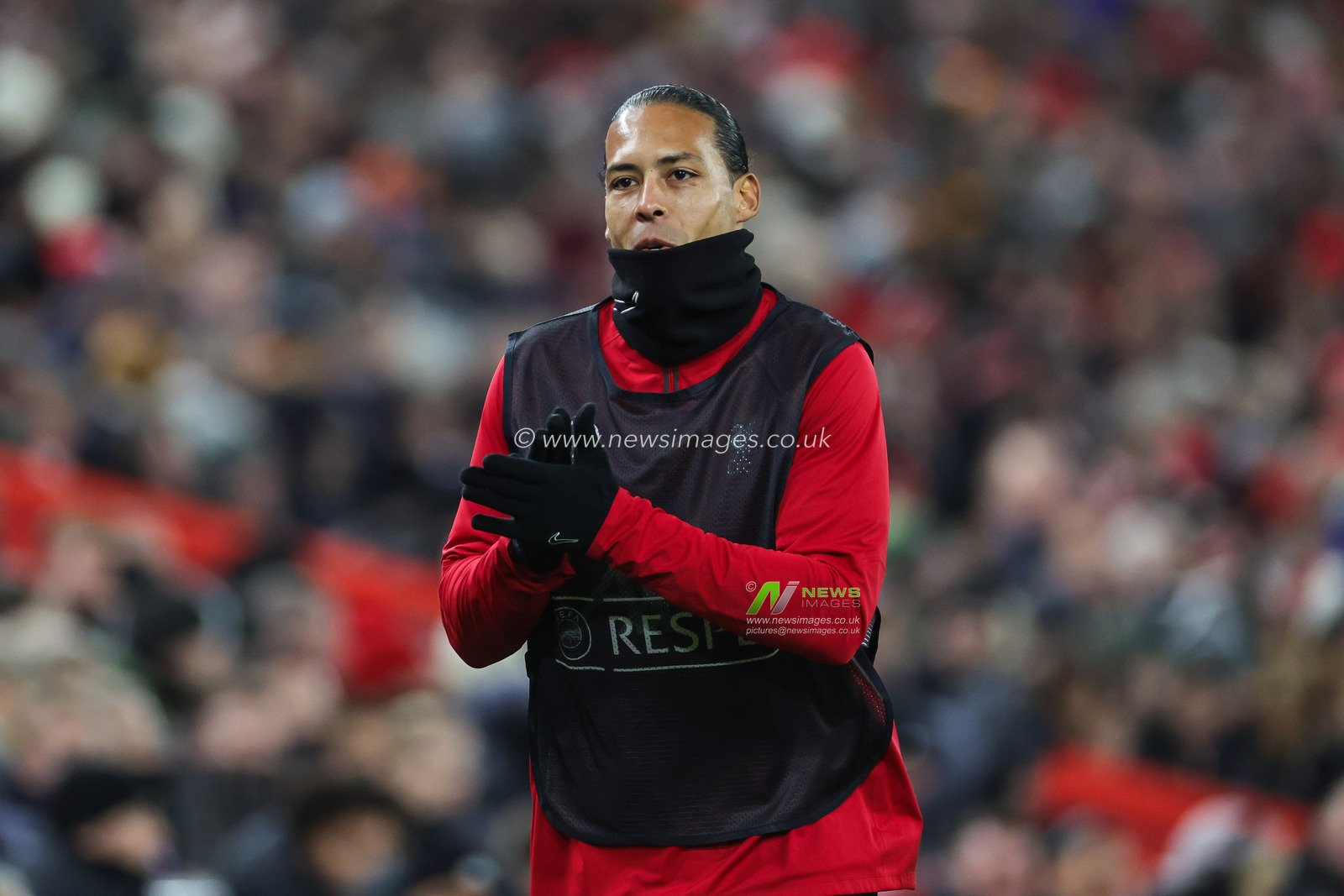 Virgil van Dijk #4 of Liverpool applauds the fans as he warms up during the UEFA Europa League Group E match Liverpool vs LASK at Anfield, Liverpool, United Kingdom, 30th November 2023

(Photo by Mark Cosgrove/News Images)