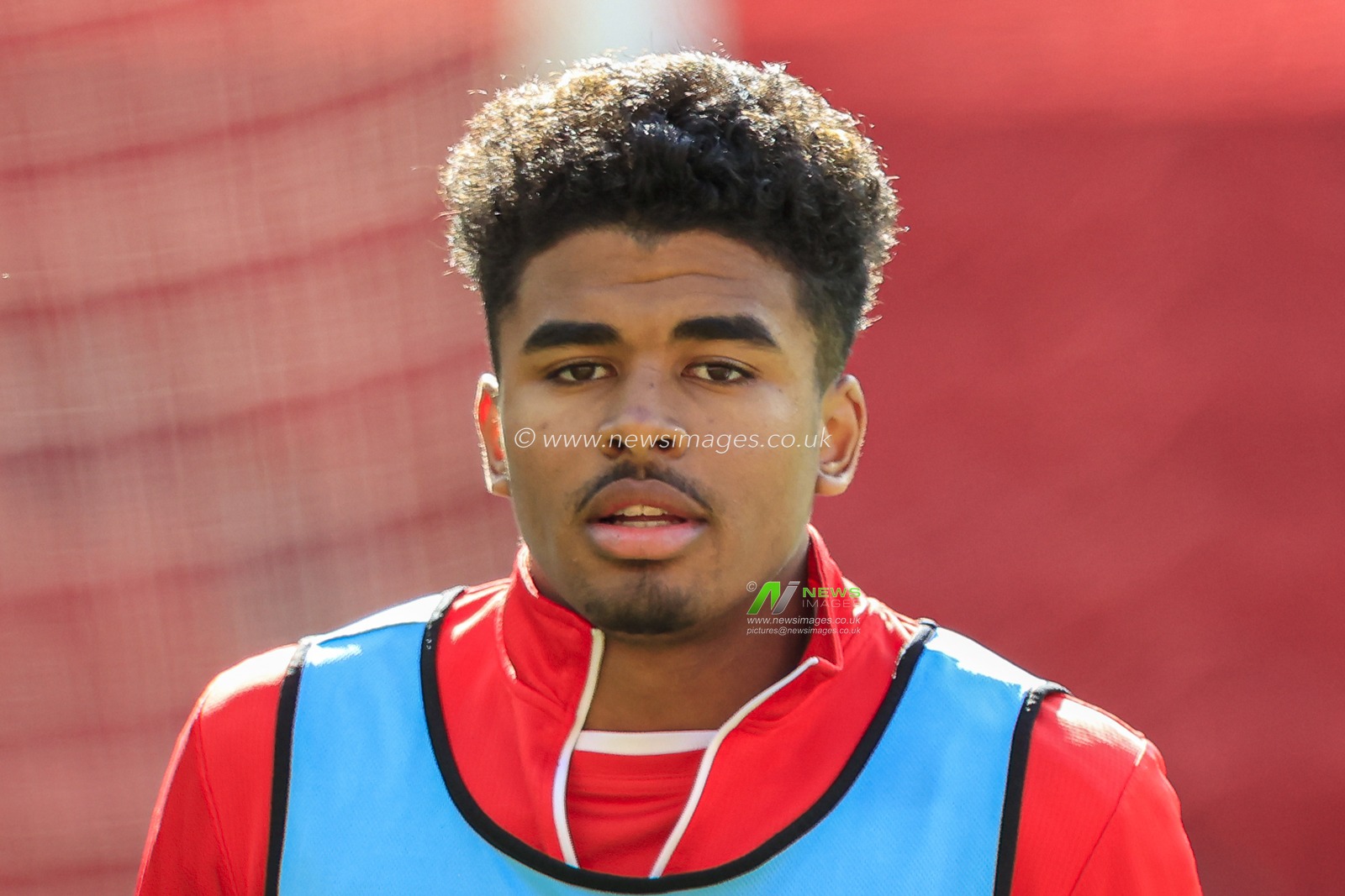 Ian Maatsen #22 of Charlton Athletic during the pre-game warmup