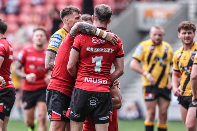 Esan Marsters of Salford Red Devils celebrates his try during the Betfred Super League Round 18 match Salford Red Devils vs Castleford Tigers at Salford Community Stadium, Eccles, United Kingdom, 13th July 2025

(Photo by Alfie Cosgrove/News Images)