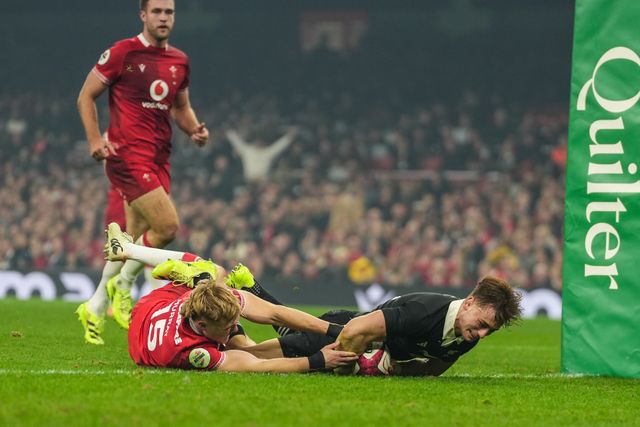Ruben Love of New Zealand scores a try for his team during the Quilter Nations Series 2025 match Wales vs New Zealand at Principality Stadium, Cardiff, United Kingdom, 22nd November 2025

(Photo by Andrew Lewis/News Images)

*** GER AUT SUI OUT ***