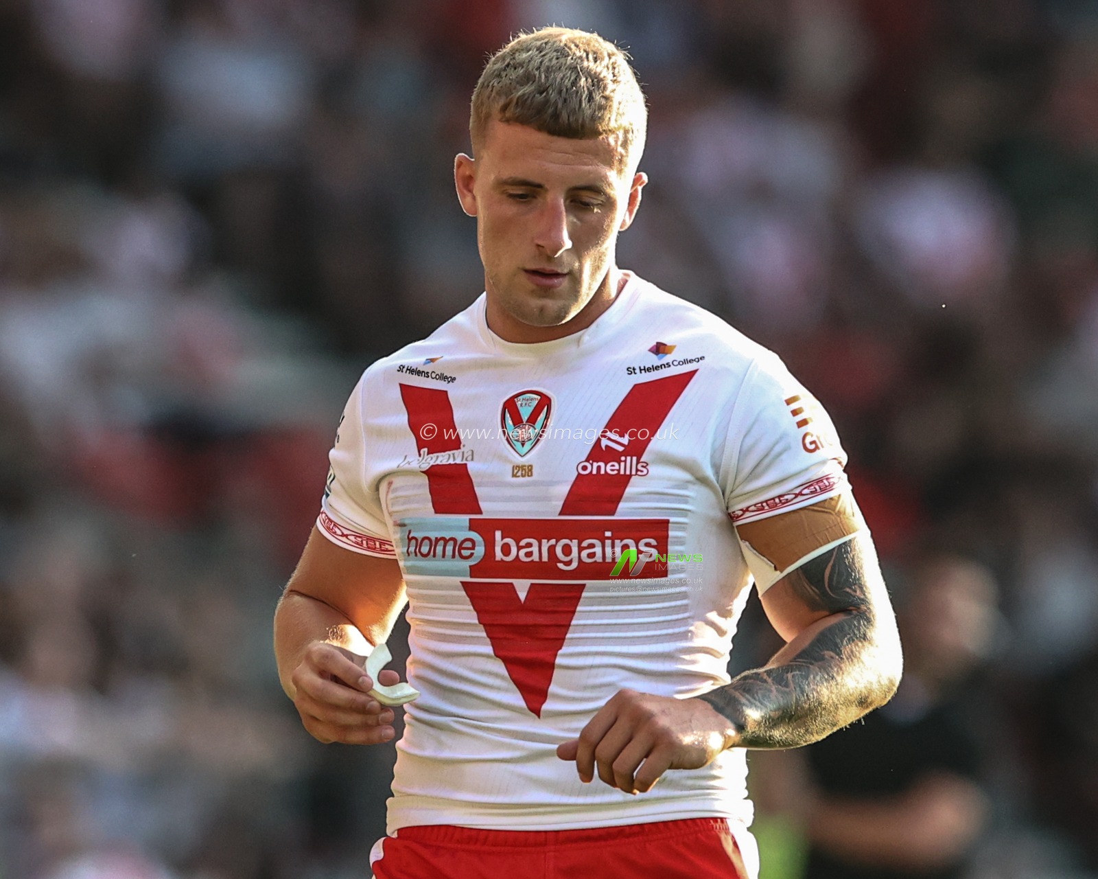 Jake Wingfield of St. Helens during the Betfred Super League round 15 match St Helens vs Leeds Rhinos at Totally Wicked Stadium, St Helens, United Kingdom, 20th June 2025

(Photo by Alfie Cosgrove/News Images)