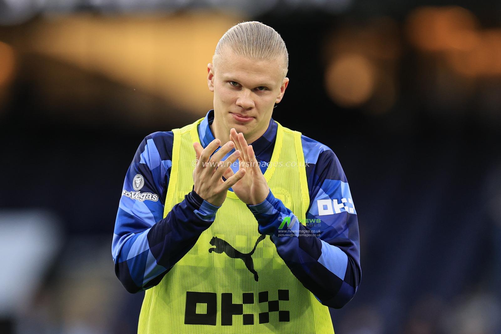 Erling Haaland #9 of Manchester City during the warm up ahead of the Emirates FA Cup Quarter Final match Manchester City vs Burnley at Etihad Stadium, Manchester, United Kingdom, 18th March 2023

(Photo by Conor Molloy/News Images)