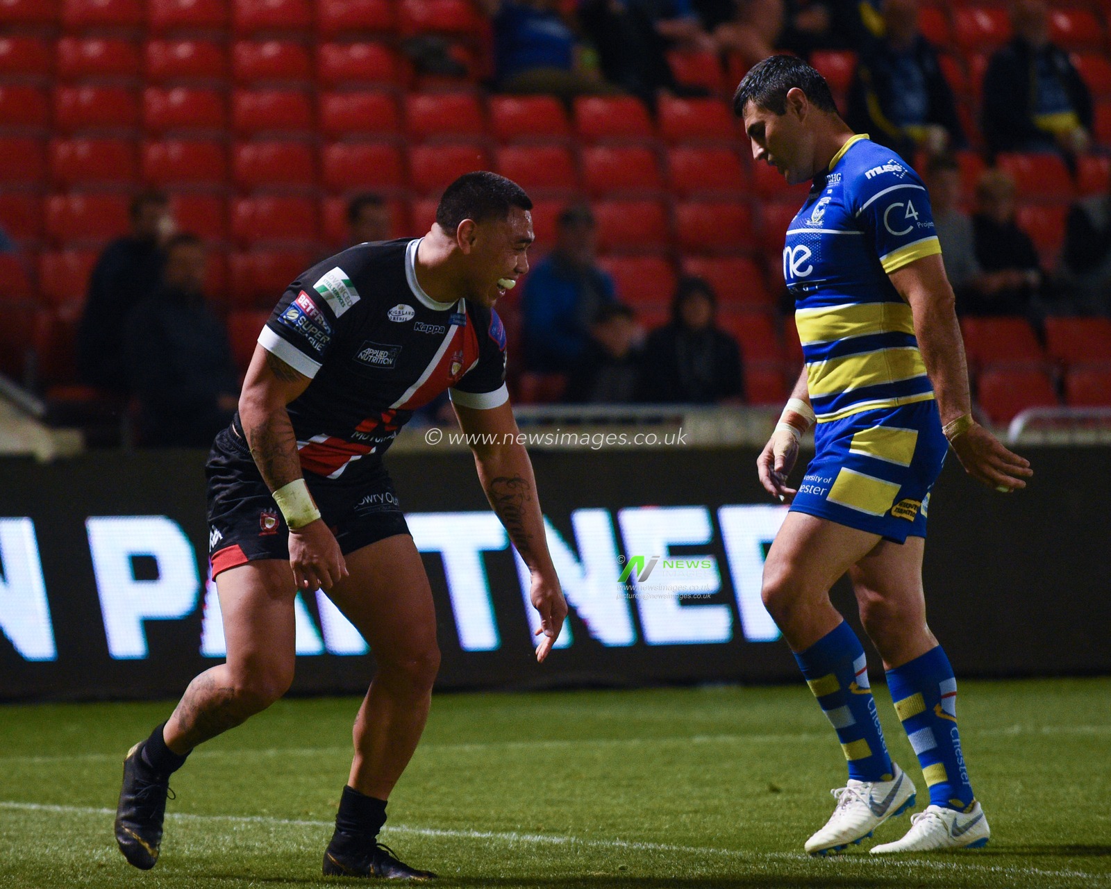 29th August 2019 ,  AJ Bell Stadium, Salford, England;  Betfred Super League Rugby, Round 27, Salford Red Devils vs Warrington Wolves ; Ken Sio (23) of Salford Red Devils celebrates scoring his try making it 

Credit: Richard Long/News Images