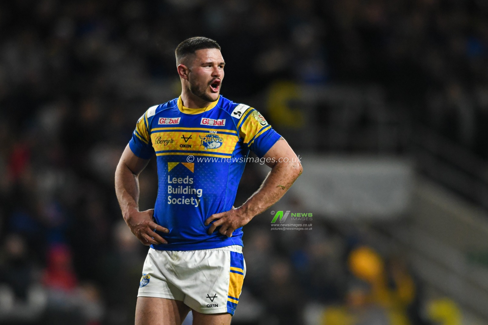 James Bentley #11 of Leeds Rhinos gives instructions during the game